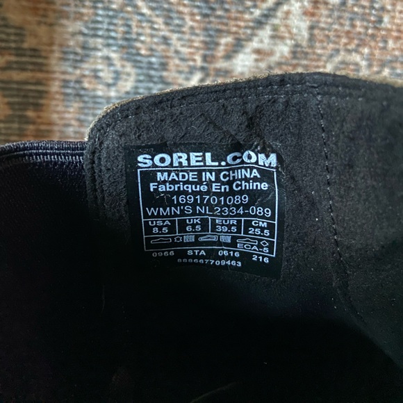 Sorel Wedge Boots - Picture 7 of 7